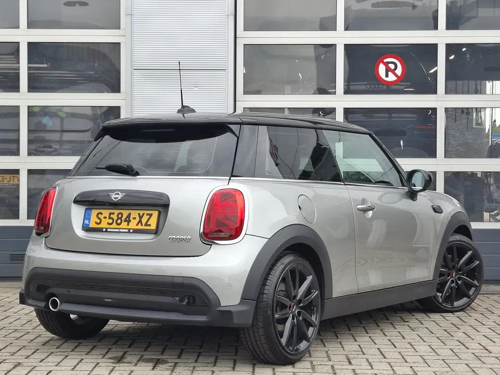 Mini John Cooper Works 1.5 Cooper John Cooper Works uit 2023, foto 2