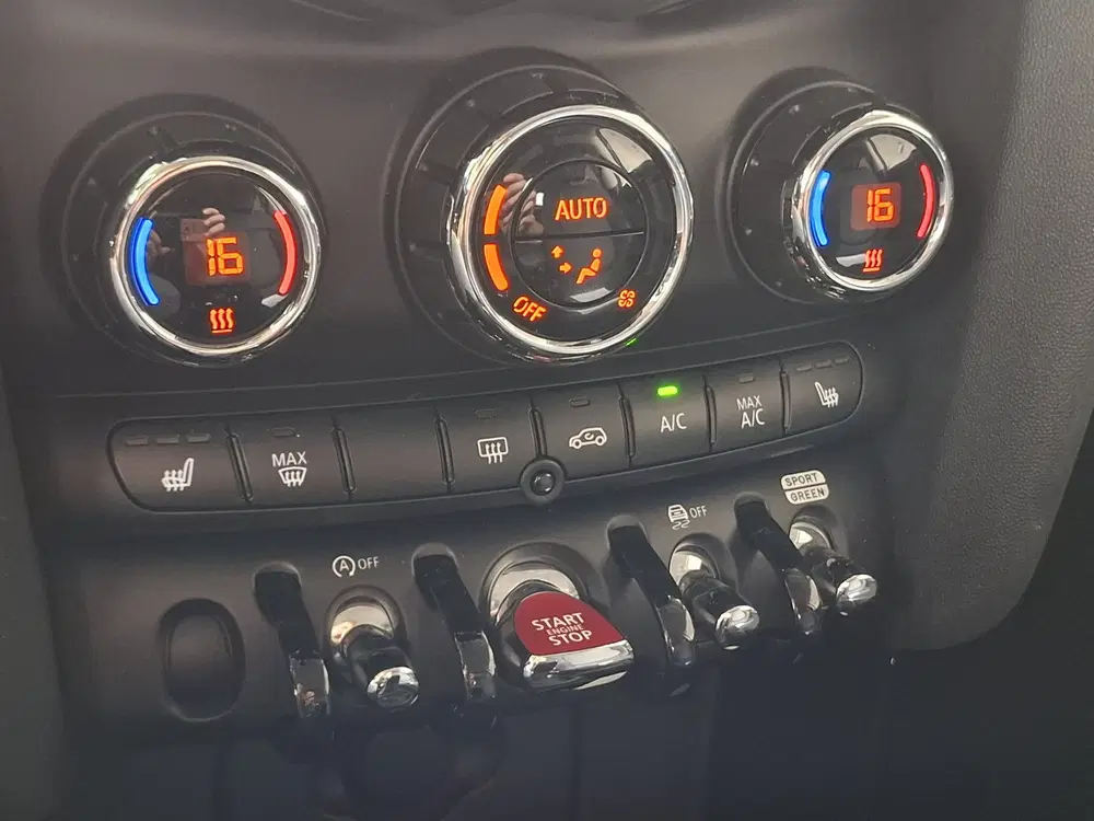 Mini John Cooper Works 1.5 Cooper John Cooper Works uit 2023, foto 7