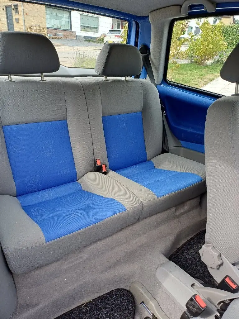 Volkswagen Tiguan LUPO Hatchback 1,4  55kw / 75pk uit 2020, foto 3