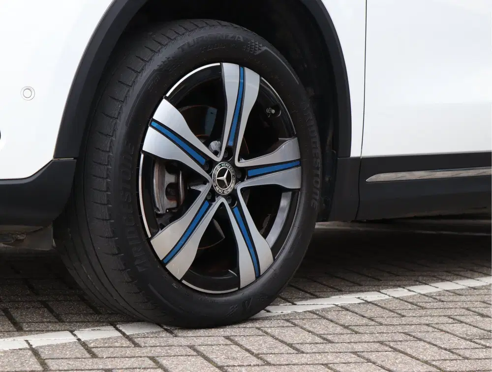 Mercedes-Benz EQA 250 67 kWh uit 2021, foto 12
