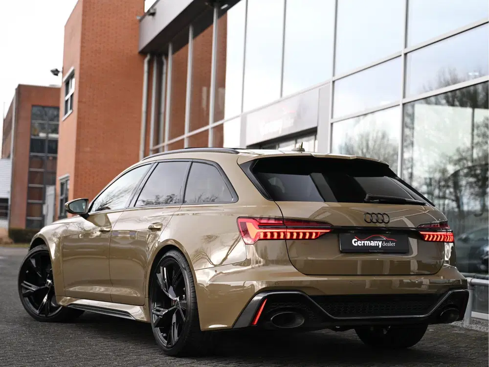 Audi RS6 4.0TFSI 600pk Quattro Pano 360 4W-Best HUD uit 2023, foto 2