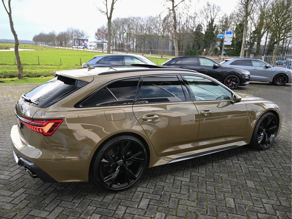 Audi RS6 4.0TFSI 600pk Quattro Pano 360 4W-Best HUD uit 2023, foto 7