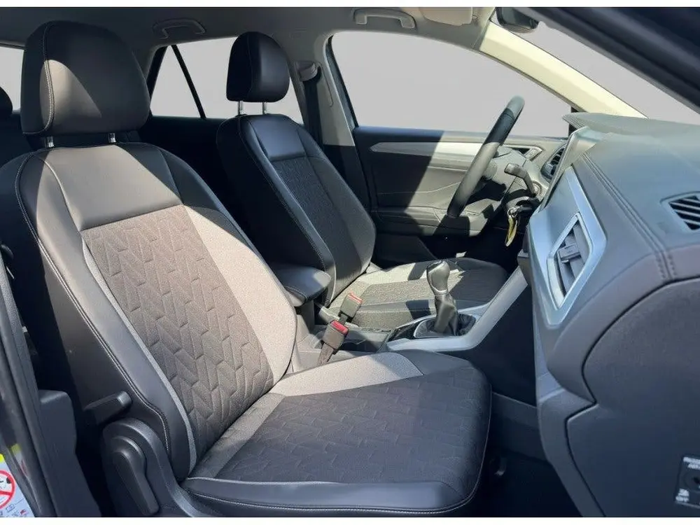 Volkswagen T-Roc TSI 115PK LIFE GOAL EDITION NAVI/CARPLAY/PD uit 2025, foto 12