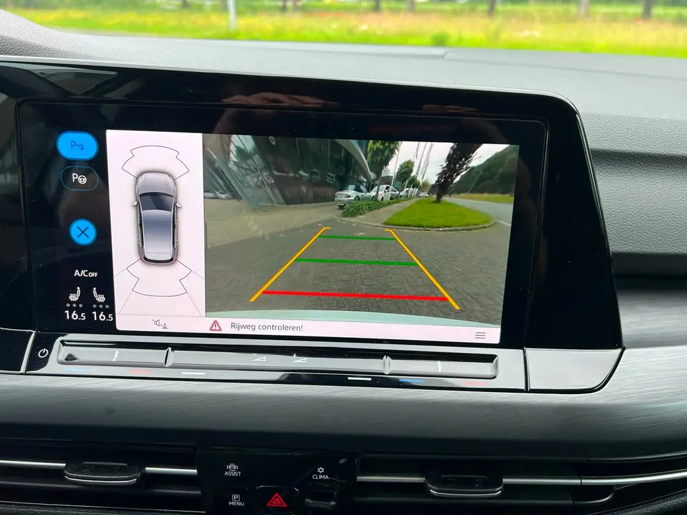 Volkswagen Golf 8 1.5 eTSI R-Line 7-DSG LED CARPLAYY uit 2022, foto 18