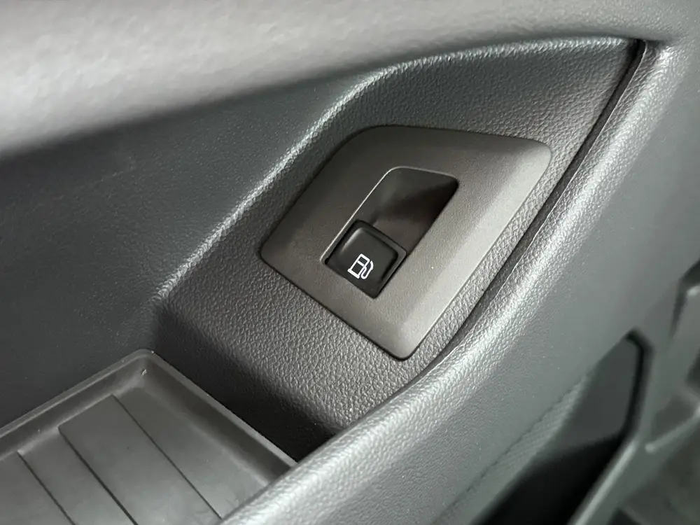 Volkswagen Multivan 1.5 eHybrid L2 Economy Business 4Motion uit 2025, foto 14