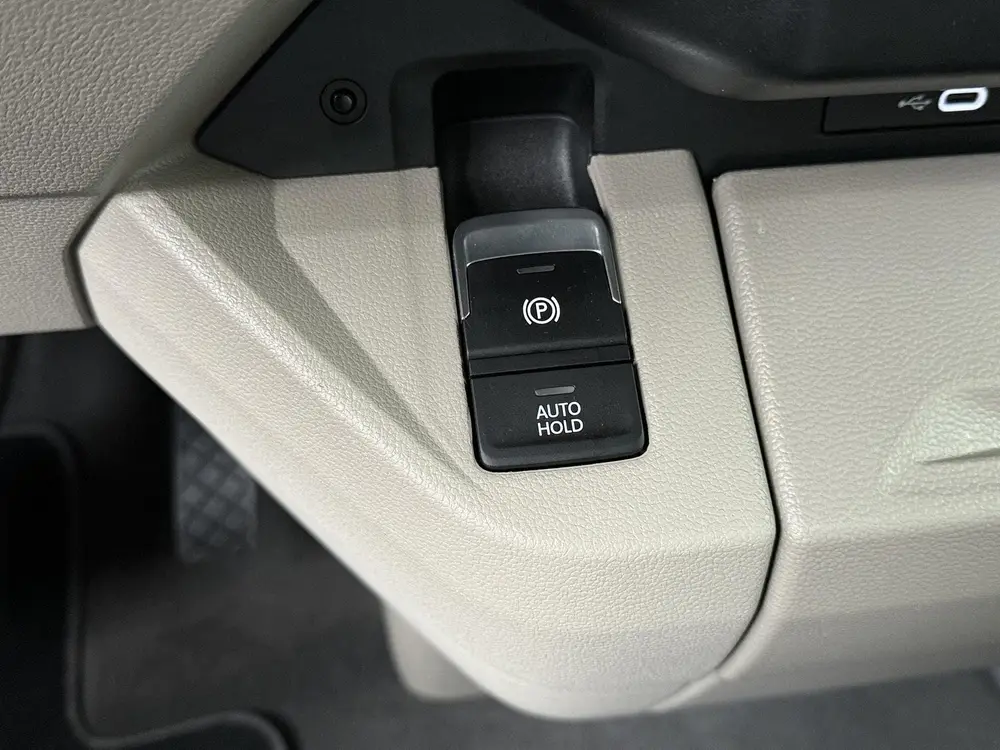 Volkswagen Multivan 1.5 eHybrid L2 Economy Business 4Motion uit 2025, foto 16