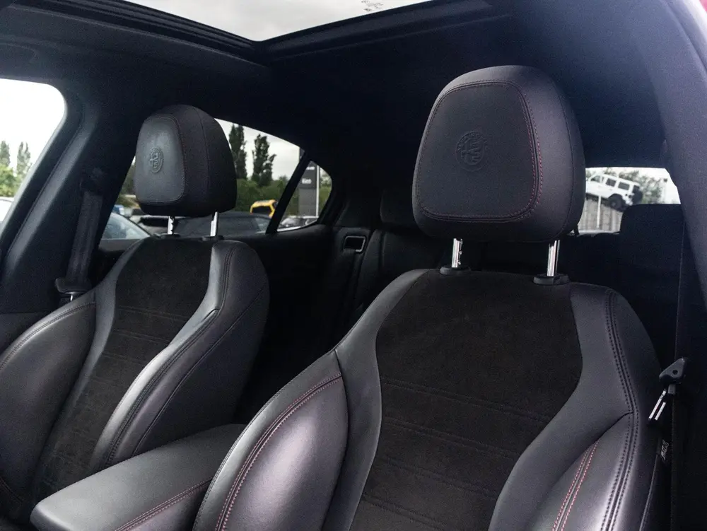 Alfa Romeo Stelvio 2.0 T AWD Estrema uit 2022, foto 9