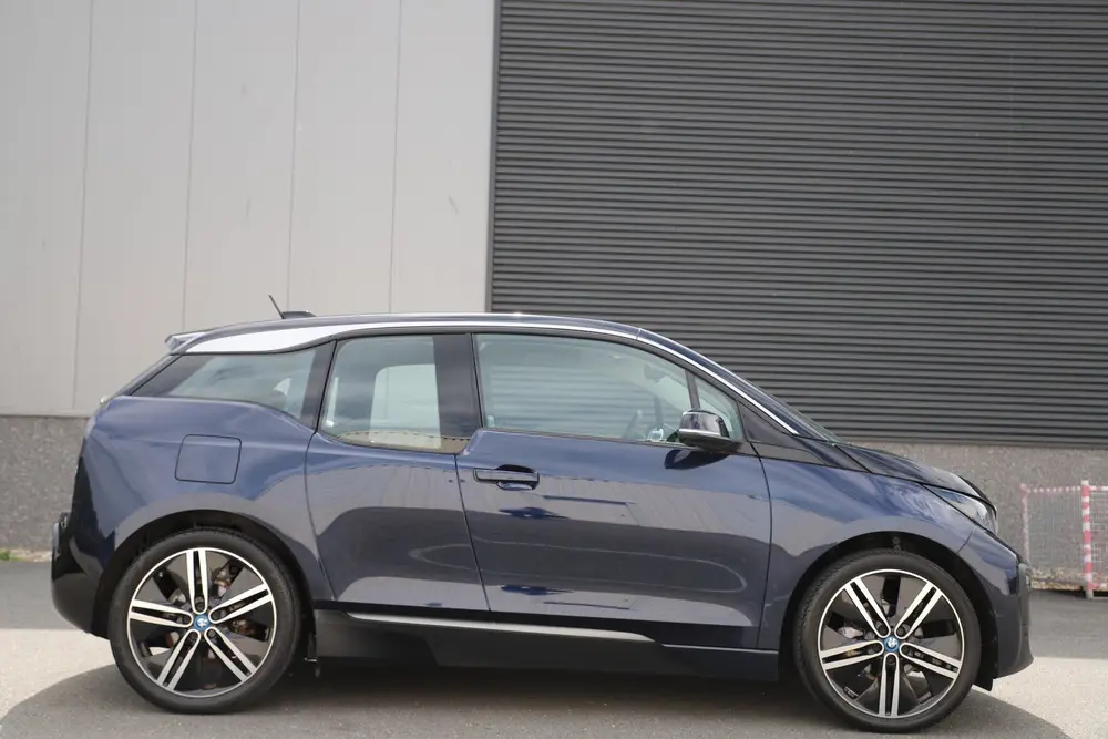 BMW i3 Executive 120Ah 42 kWh uit 2020, foto 11