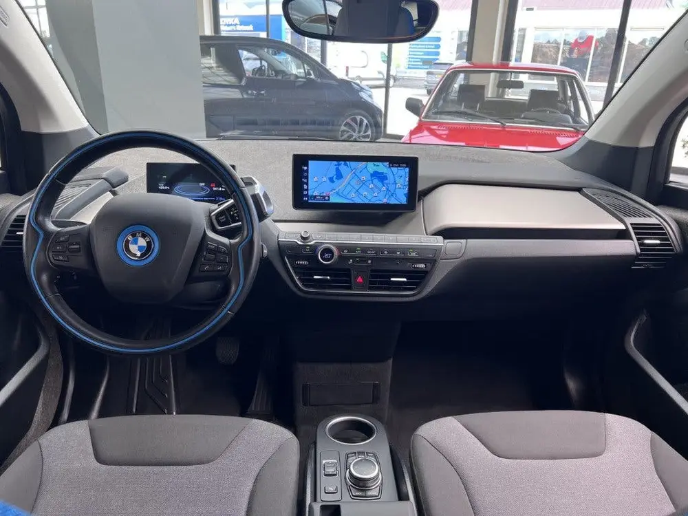 BMW i3 Executive 120Ah 42 kWh uit 2020, foto 2