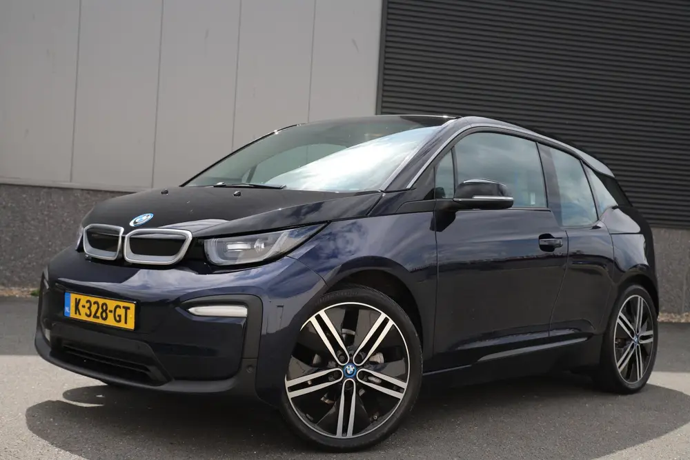 BMW i3 Executive 120Ah 42 kWh uit 2020, foto 9