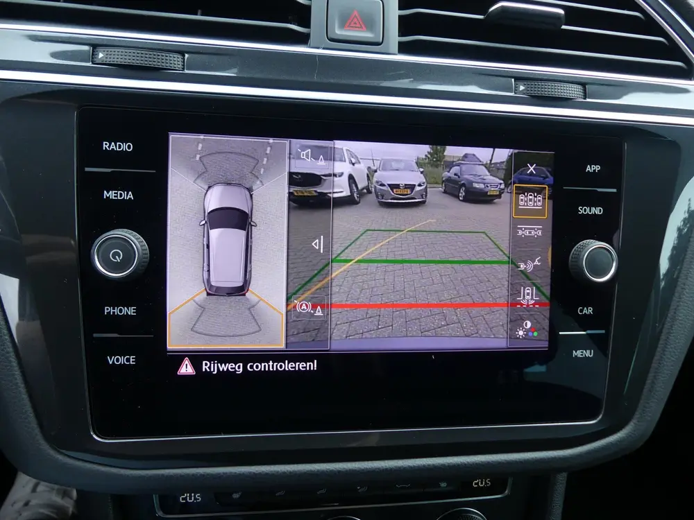 Volkswagen Tiguan 2.0 TSI 4Motion R-Line / Trekhaak / 20 Inc uit 2020, foto 17