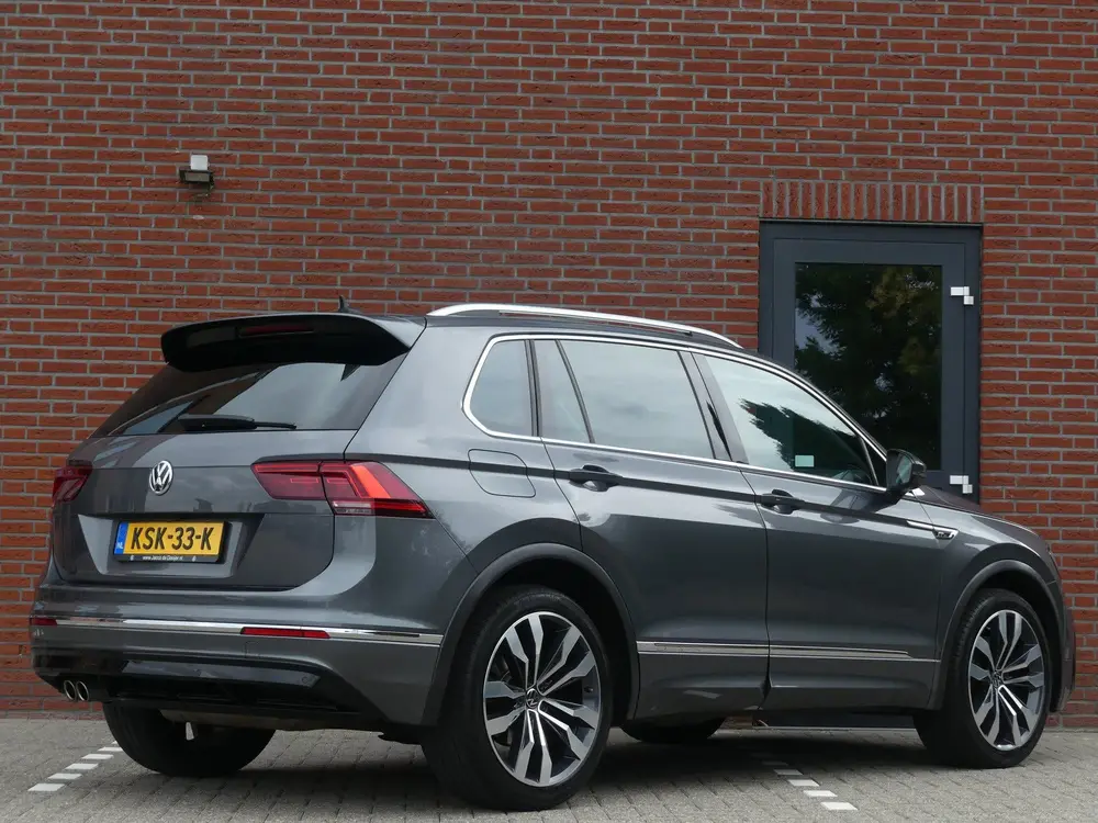 Volkswagen Tiguan 2.0 TSI 4Motion R-Line / Trekhaak / 20 Inc uit 2020, foto 4