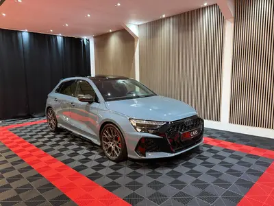 Audi A3 2.5 TFSI RS 3 quattro 2025 face lift bom v uit 2025