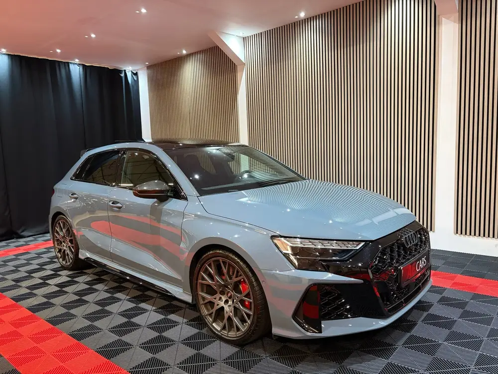 Audi A3 2.5 TFSI RS 3 quattro 2025 face lift bom v uit 2025, foto 2