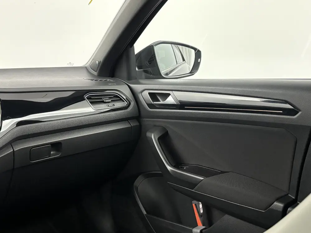 Volkswagen T-Roc 1.5 TSI 150pk Sport | Black Style | Panoram uit 2021, foto 13