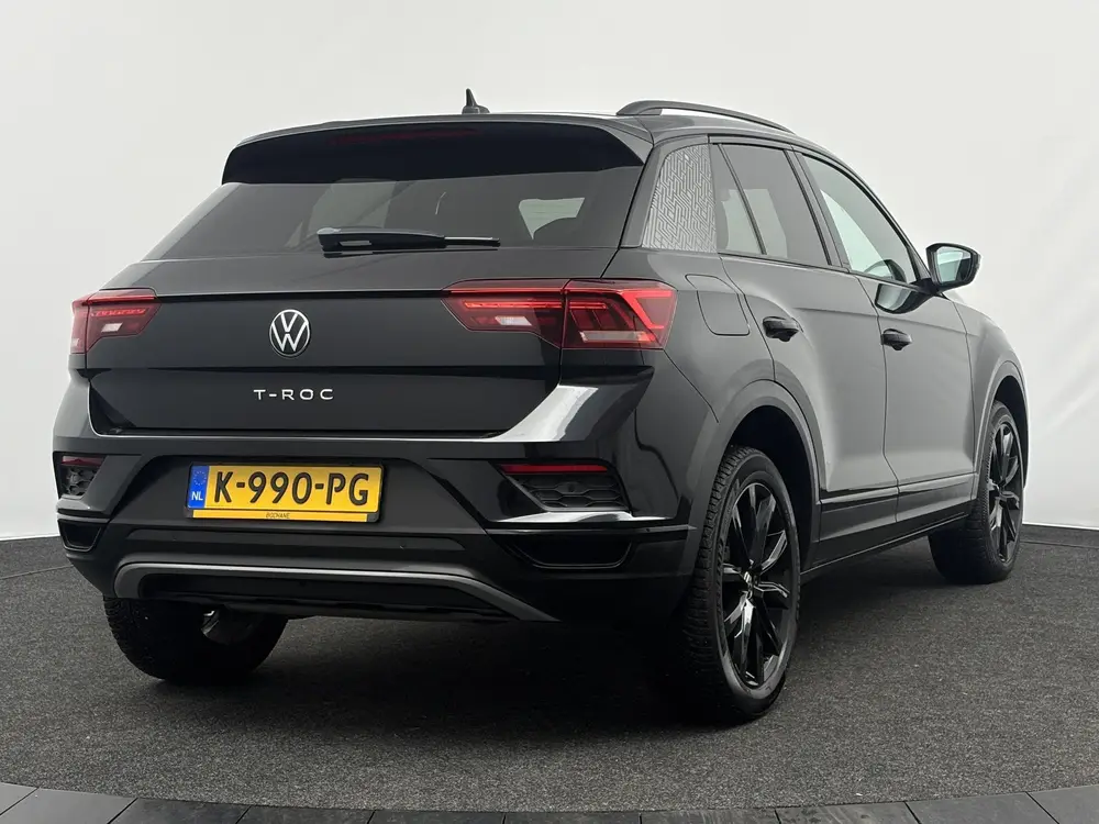 Volkswagen T-Roc 1.5 TSI 150pk Sport | Black Style | Panoram uit 2021, foto 2