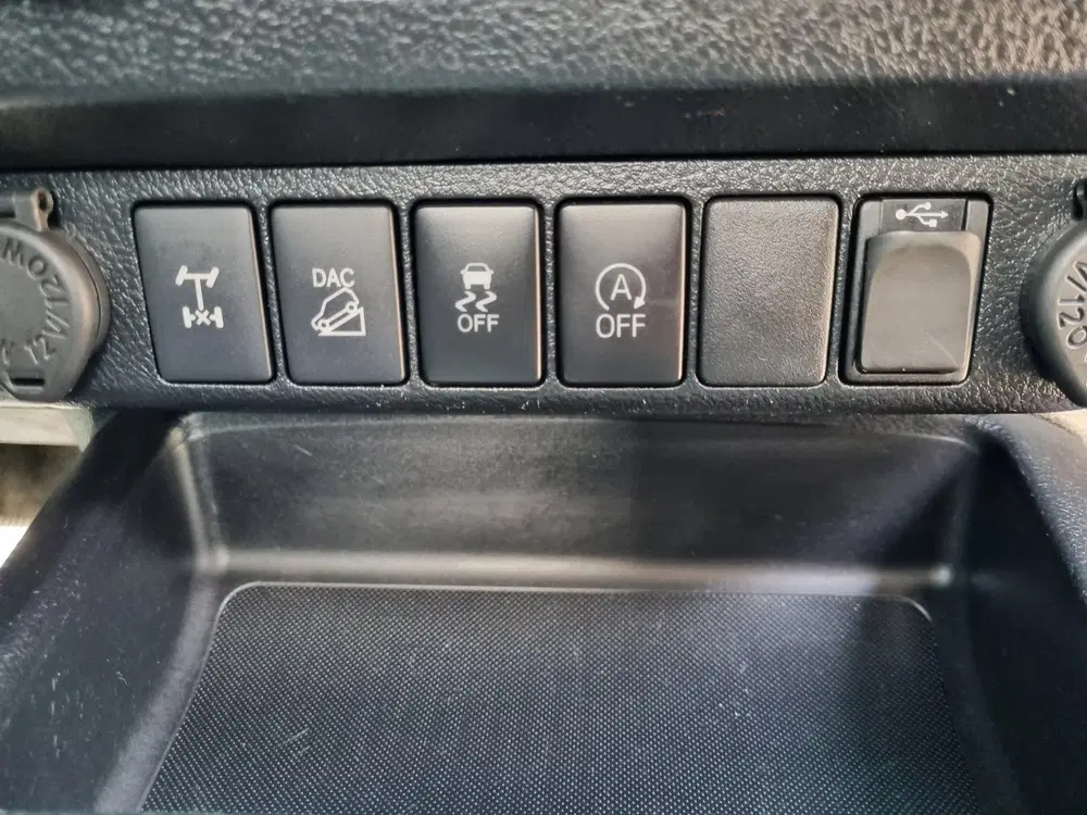 Toyota Hilux Extra Cab 4x4 2.4 D4D 150pk Euro 6 (bj 202 uit 2021, foto 14