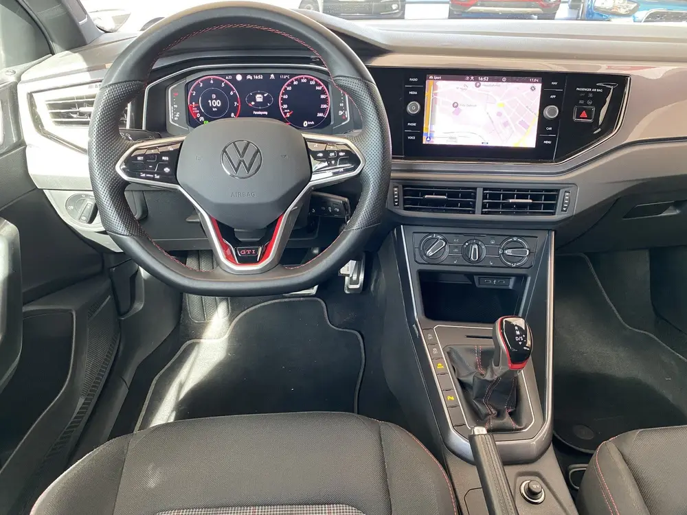 Volkswagen Polo 2.0 TSI GTIAutomaat, Navigatie/Apple Carplay uit 2022, foto 12