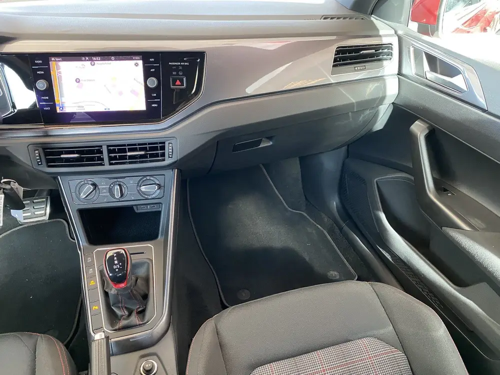 Volkswagen Polo 2.0 TSI GTIAutomaat, Navigatie/Apple Carplay uit 2022, foto 13