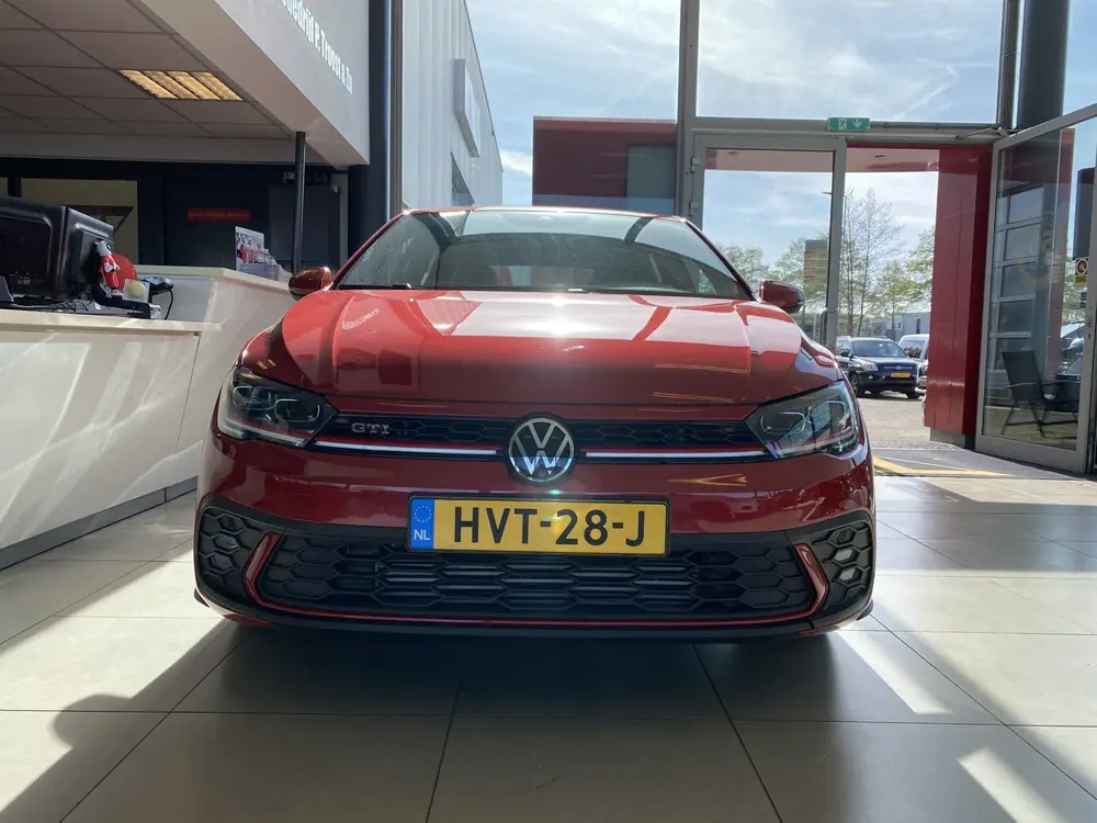 Volkswagen Polo 2.0 TSI GTIAutomaat, Navigatie/Apple Carplay uit 2022, foto 2