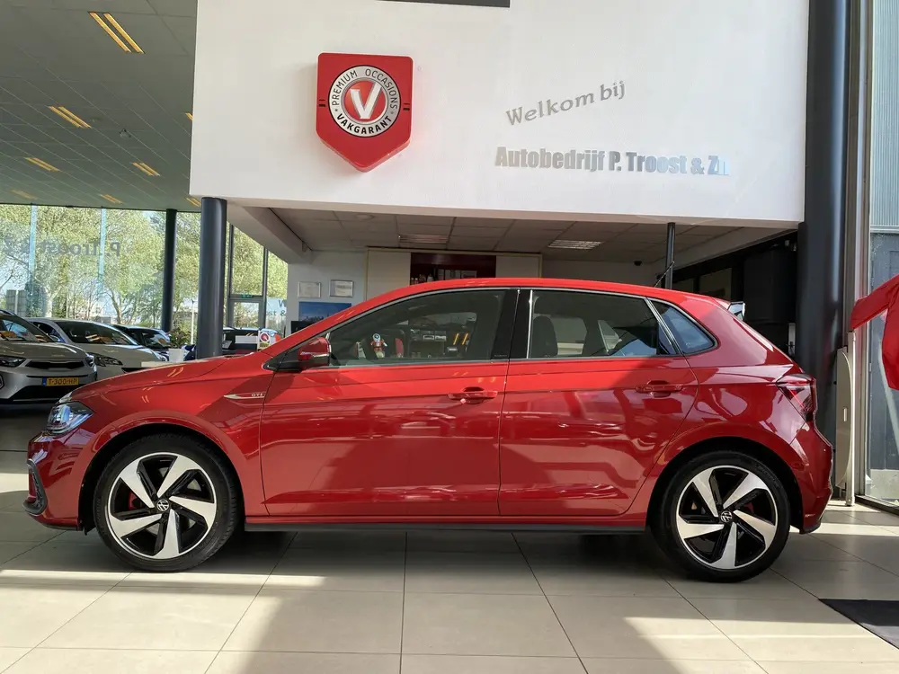 Volkswagen Polo 2.0 TSI GTIAutomaat, Navigatie/Apple Carplay uit 2022, foto 3