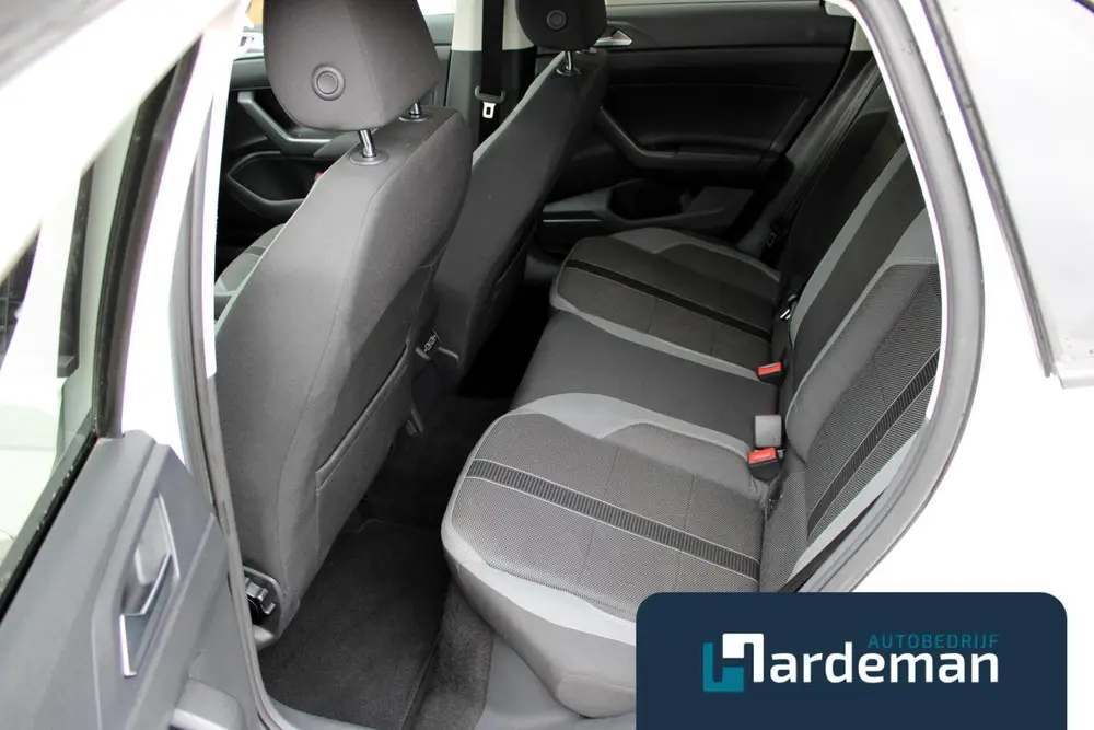 Volkswagen Polo 1.0 TSI Highline Carplay Virtual cockpit uit 2019, foto 8