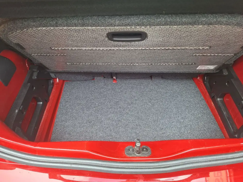 Volkswagen Up! 1.0 BMT move up!, Airco, Bluetooth Dealer oh uit 2019, foto 13