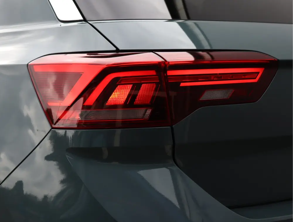 Volkswagen T-Roc 1.0 TSI R-Line | IQ.light | Camera | Massag uit 2023, foto 17