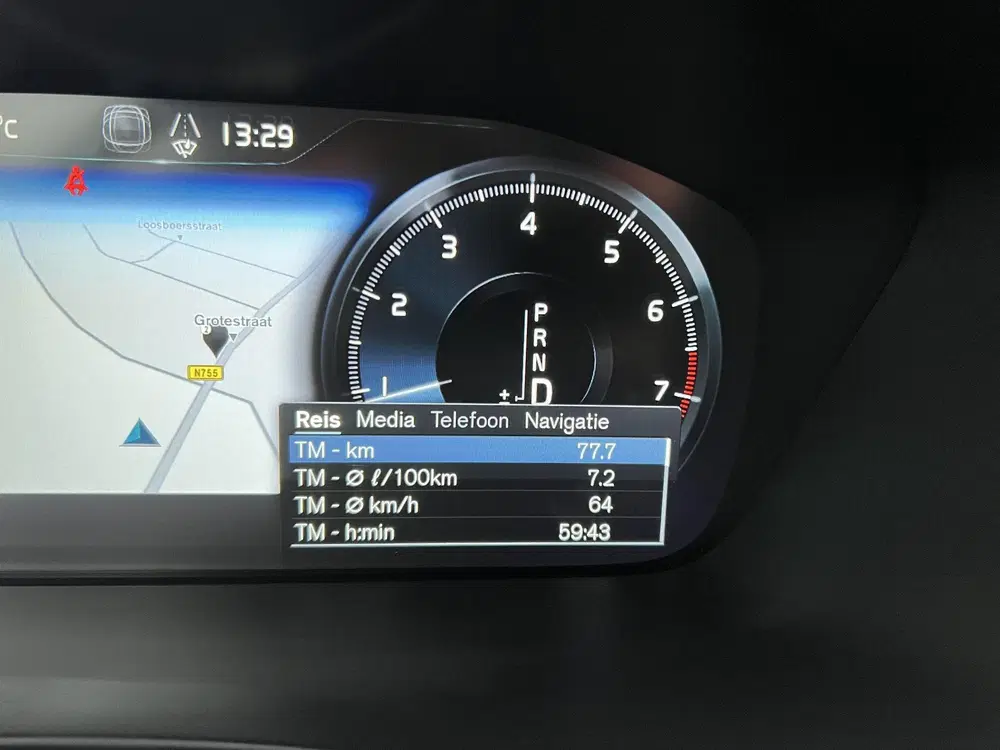 Volvo V90 2.0 T4 Momentum Pro uit 2020, foto 15
