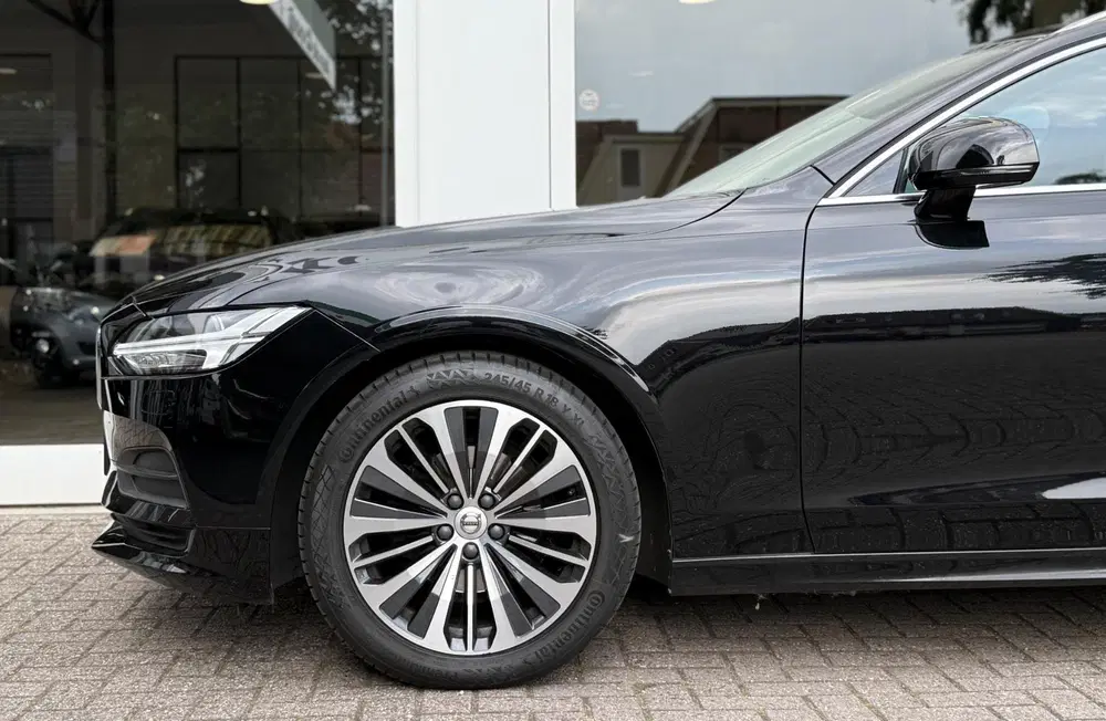 Volvo V90 2.0 T4 Momentum Pro uit 2020, foto 7