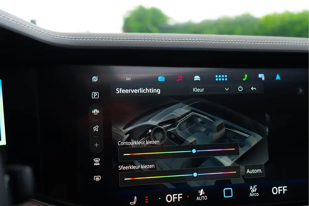 Volkswagen Touareg 3.0 TSI eHybrid 4MOTION / Panoramadak/ 22 uit 2023, foto 14