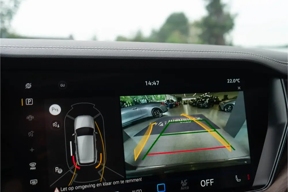 Volkswagen Touareg 3.0 TSI eHybrid 4MOTION / Panoramadak/ 22 uit 2023, foto 16