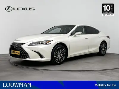 Lexus ES 300h Business Line uit 2024