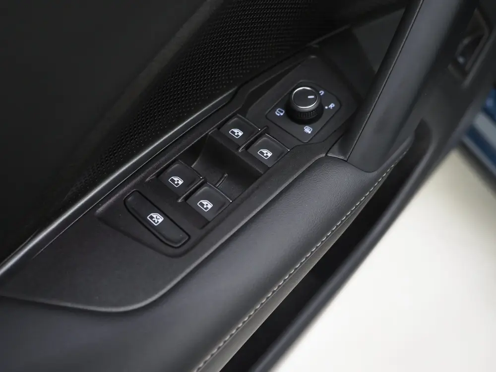 Volkswagen Tayron 1.5 eHybrid Elegance 272PK | Leder/Alcanta uit 2025, foto 19