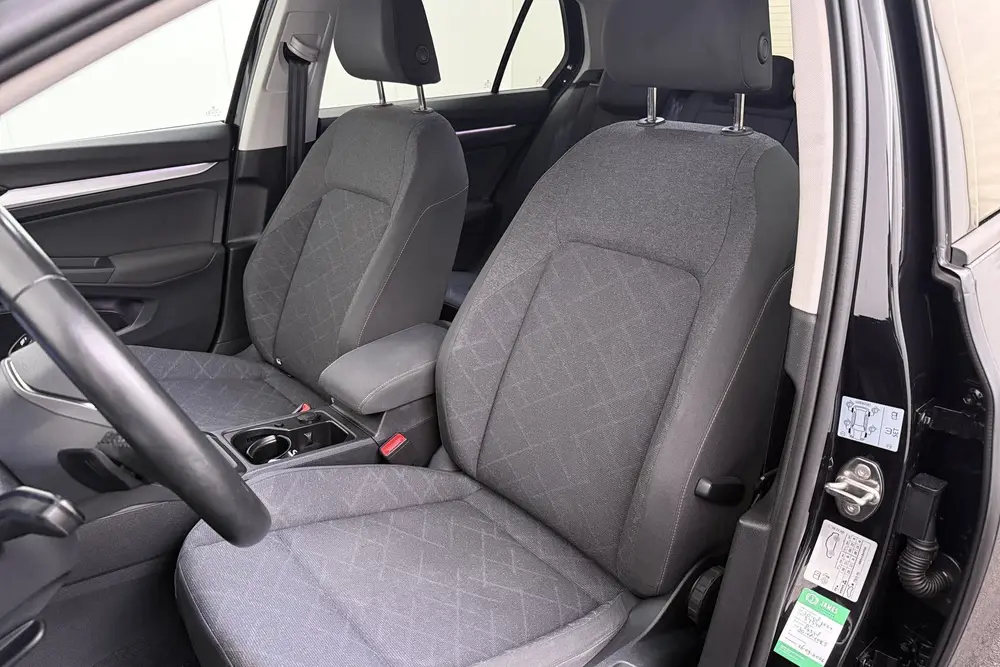 Volkswagen Golf 1.0 Aut. eTSI Business Carplay Adapt.Cruise uit 2022, foto 9
