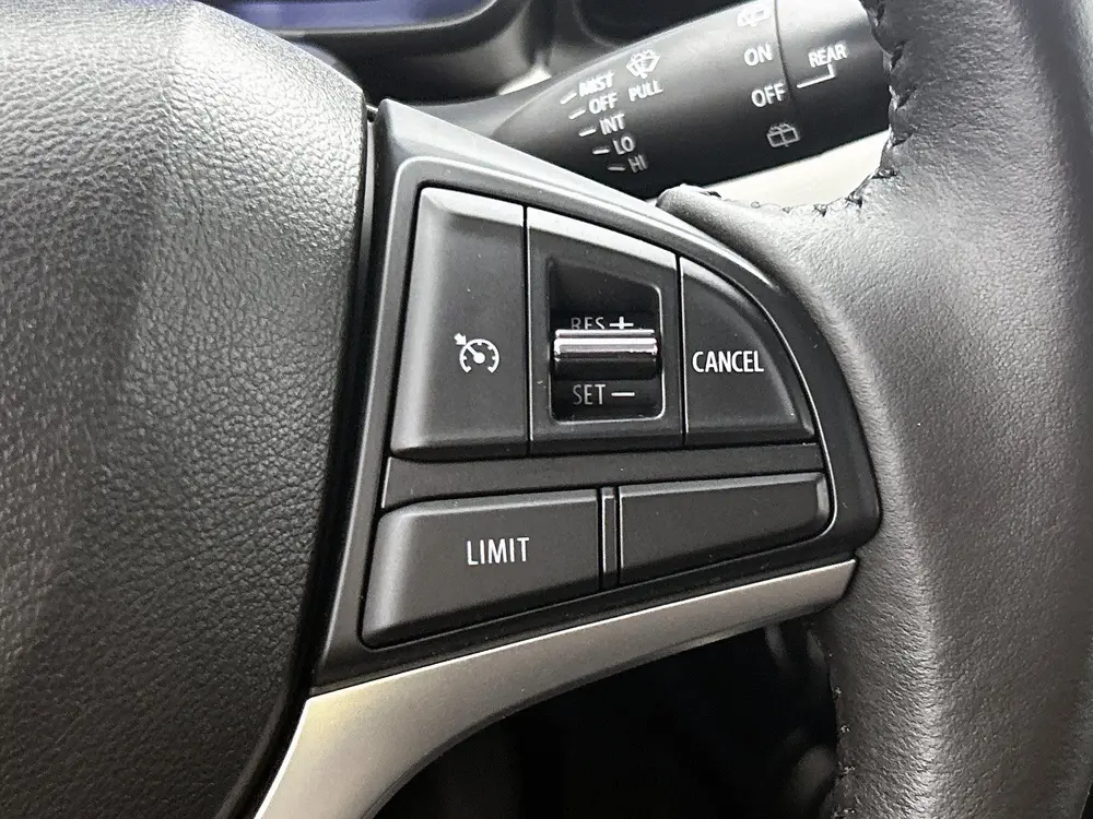 Suzuki Ignis 1.2 Stijl Smart Hybrid | Navigatiesysteem | uit 2019, foto 14