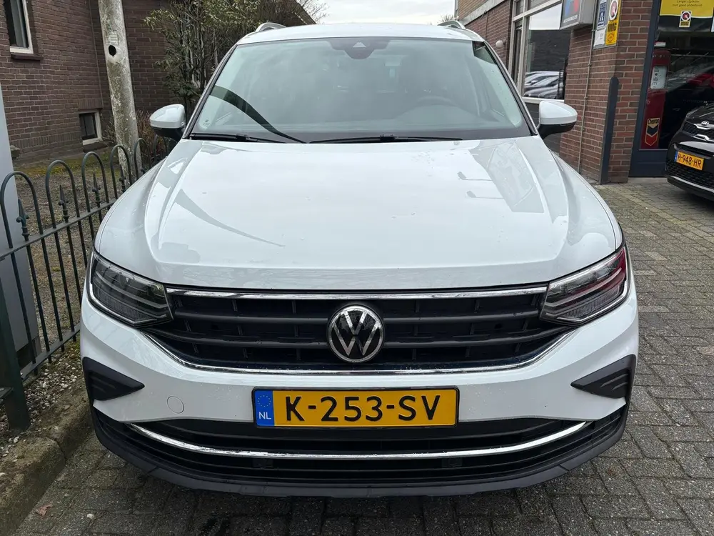 Volkswagen Tiguan 1.5 TSI Life Business Nieuw type/Camera/Ai uit 2021, foto 4