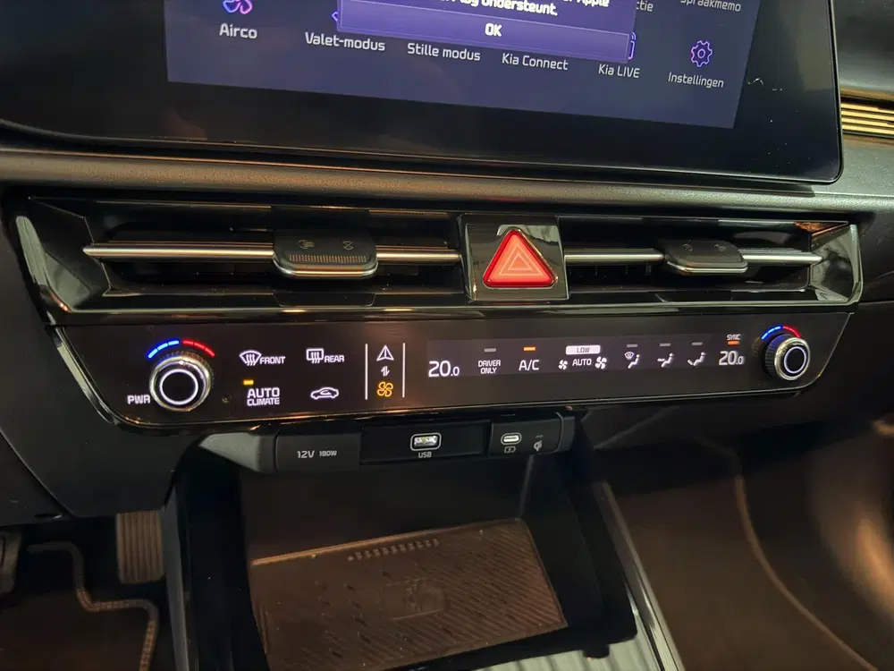 Kia Niro Edition Advanced 64.8 kWh Stoel en Stuur v uit 2024, foto 20