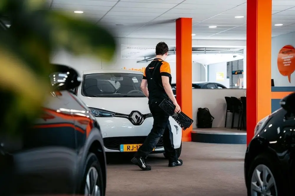 VOLKSWAGEN T-ROC 1.5 TSI STYLE BUSINESS I ADAPTIVE CRUISE CO uit 2021, foto 16