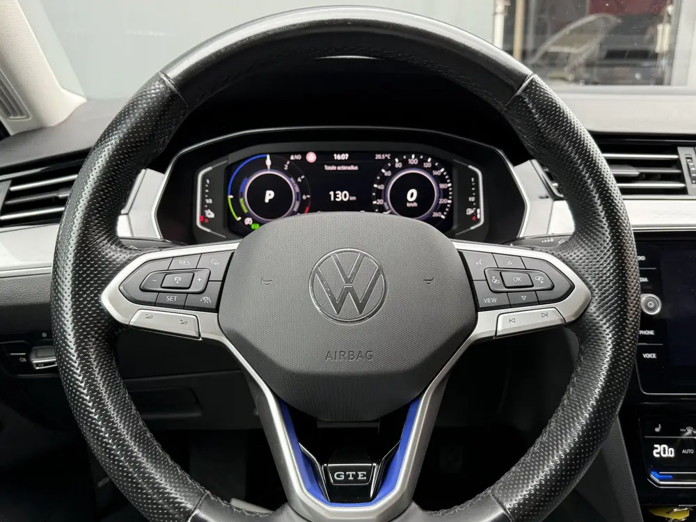 Volkswagen Passat Variant BWJ 2022 1.4 TSI 218 PK PHEV GTE B uit 2022, foto 13