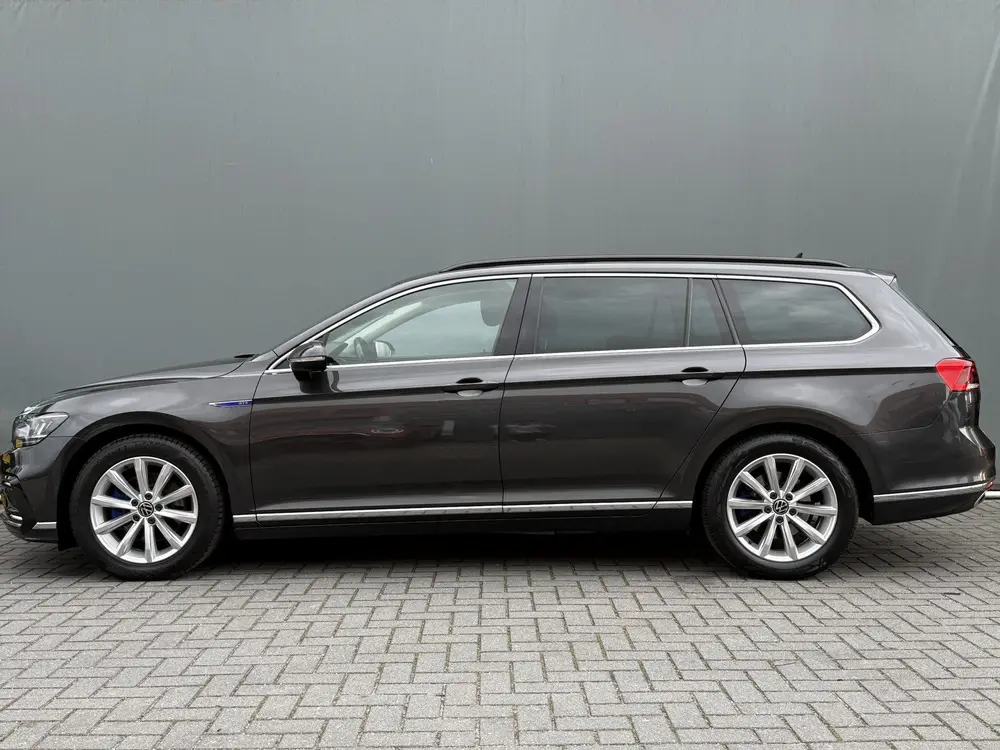 Volkswagen Passat Variant BWJ 2022 1.4 TSI 218 PK PHEV GTE B uit 2022, foto 8