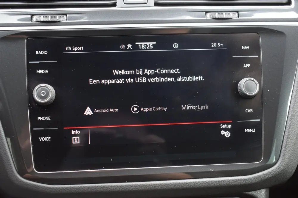 Volkswagen Tiguan 1.4 TSI eHybrid R-Line SOH / VIRTUAL / IQ uit 2022, foto 14
