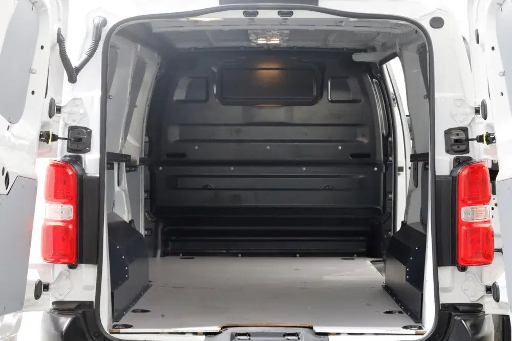 Fiat Scudo 2.0 Diesel 145pk Automaat L3 Airco uit 2024, foto 5