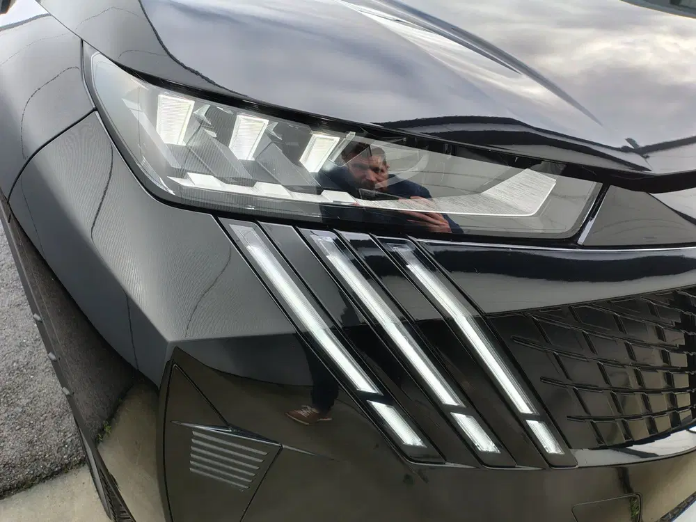 Peugeot 5008 1.2 Hybrid (136 pk) GT uit 2024, foto 17