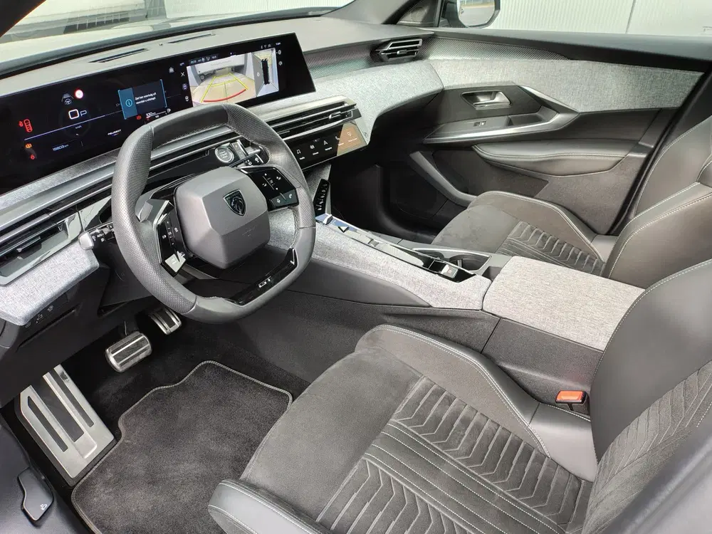 Peugeot 5008 1.2 Hybrid (136 pk) GT uit 2024, foto 20