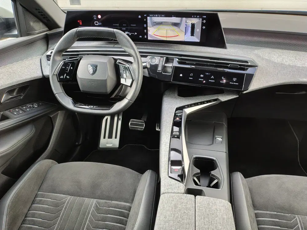 Peugeot 5008 1.2 Hybrid (136 pk) GT uit 2024, foto 7