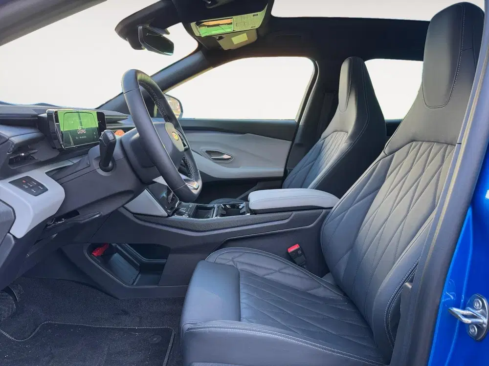 Ford Explorer Premium Extended Range RWD 77 kWh uit 2025, foto 14
