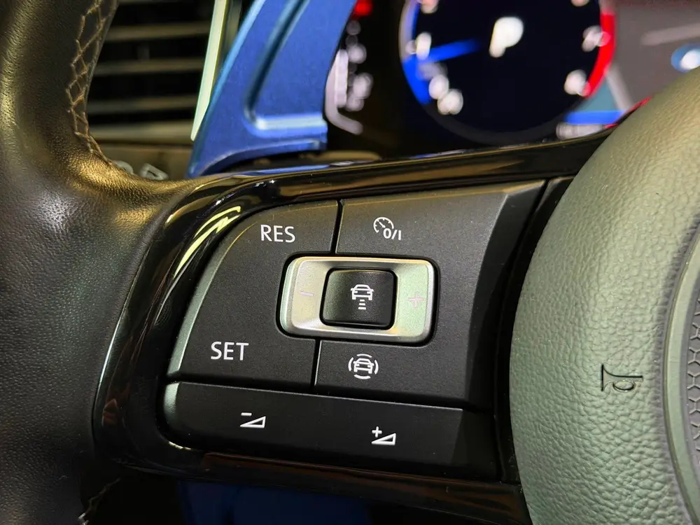 Volkswagen T-roc 2.0 TSI 4Motion R|PANO|BOMVOL! uit 2021, foto 15