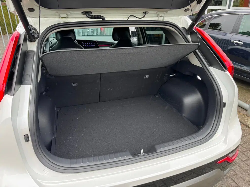 Kia Niro 1.6 GDi Hybrid ExecutiveLine uit 2023, foto 20