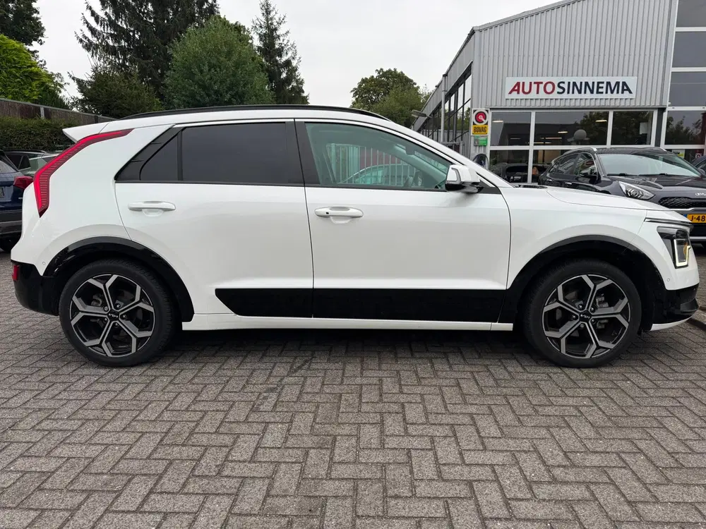 Kia Niro 1.6 GDi Hybrid ExecutiveLine uit 2023, foto 4